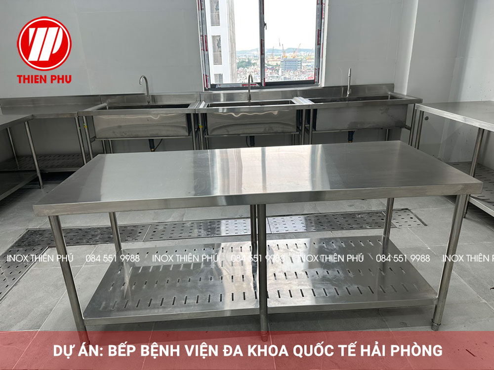 Bàn và chậu rửa công nghiệp